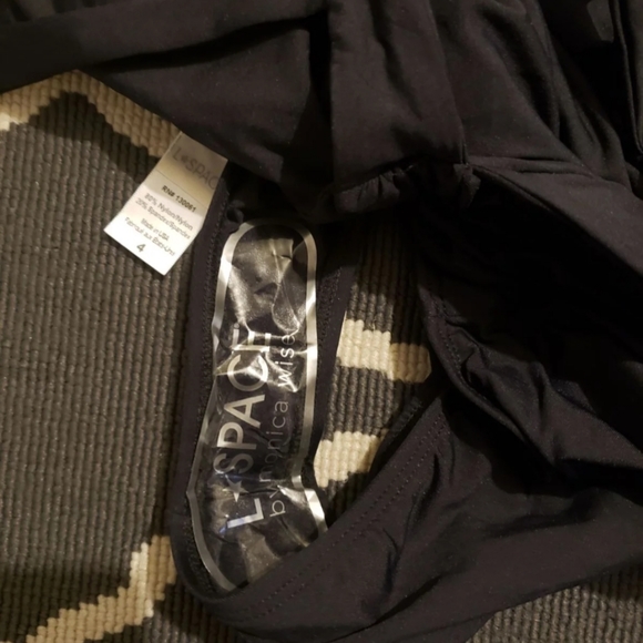 L Space Sydney One Piece Swimsuit - Picture 9 of 9